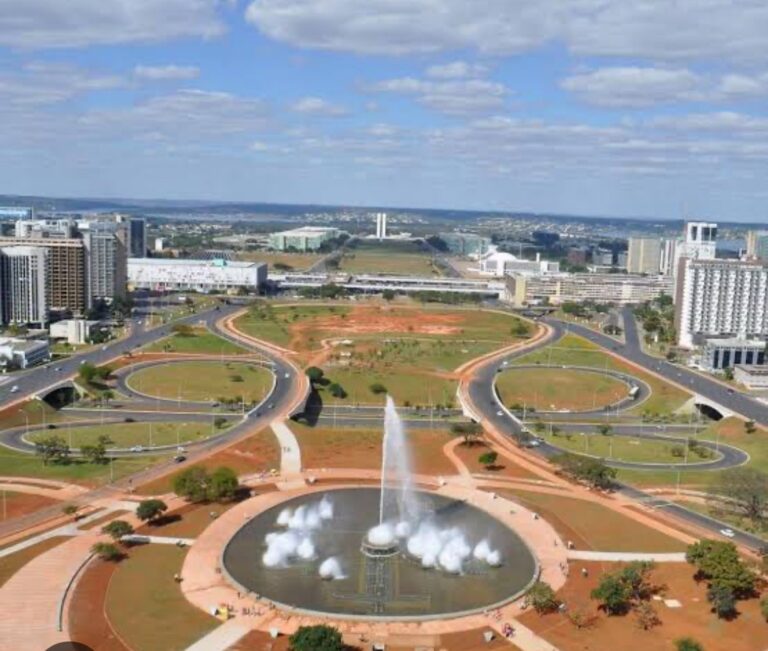 Gasto Social Infla Contas Públicas, Ameaça Meta Fiscal e Engessa Orçamento Brasileiro em 2026